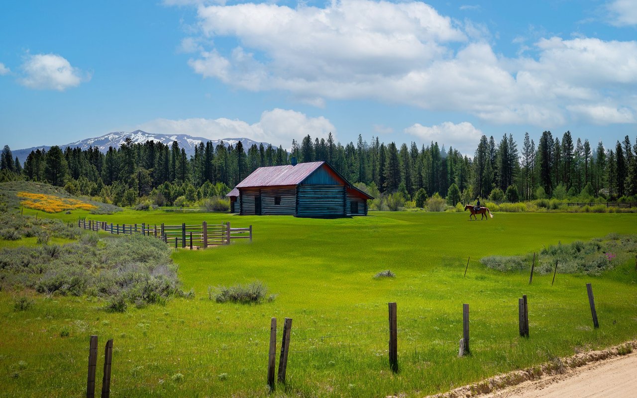 Eagle Acreage