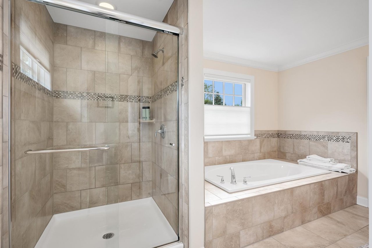 608 Cadillac Dr, Wheaton IL – Stunning Seifert Builders Home with 5 Bedrooms & 4 Baths Listed at $900,000