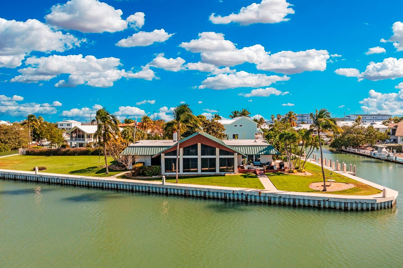 100 N Anglers Dr