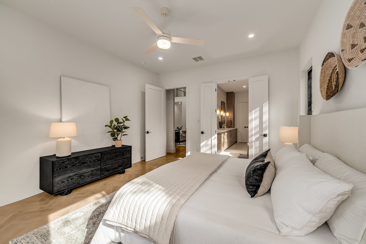 8815 San Leandro Drive