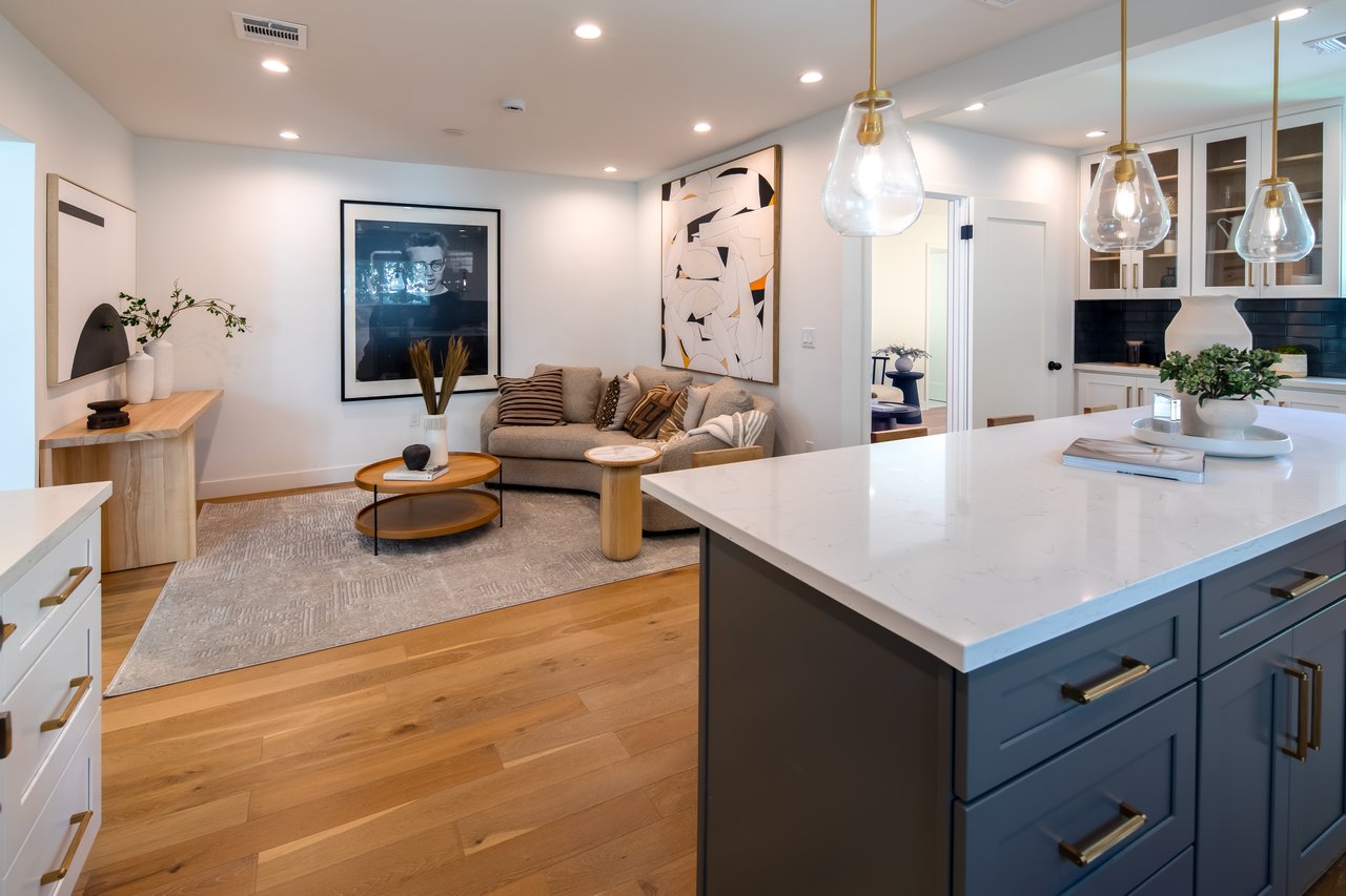 1363 S Curson Ave, Wilshire Vista