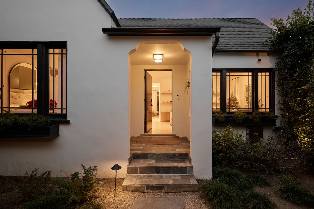 1720 Washington Way, Venice 