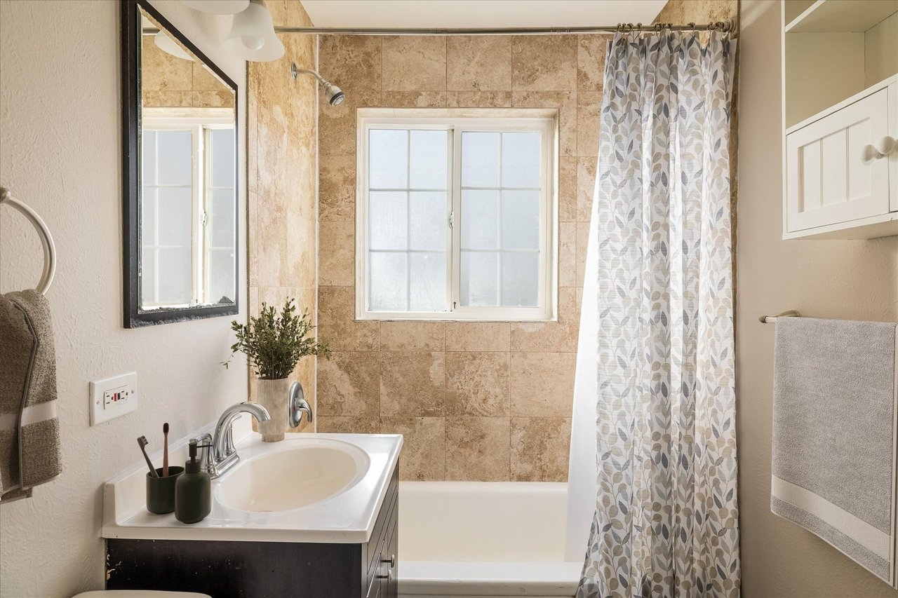 2885 Quebec Street, Denver, CO 80207