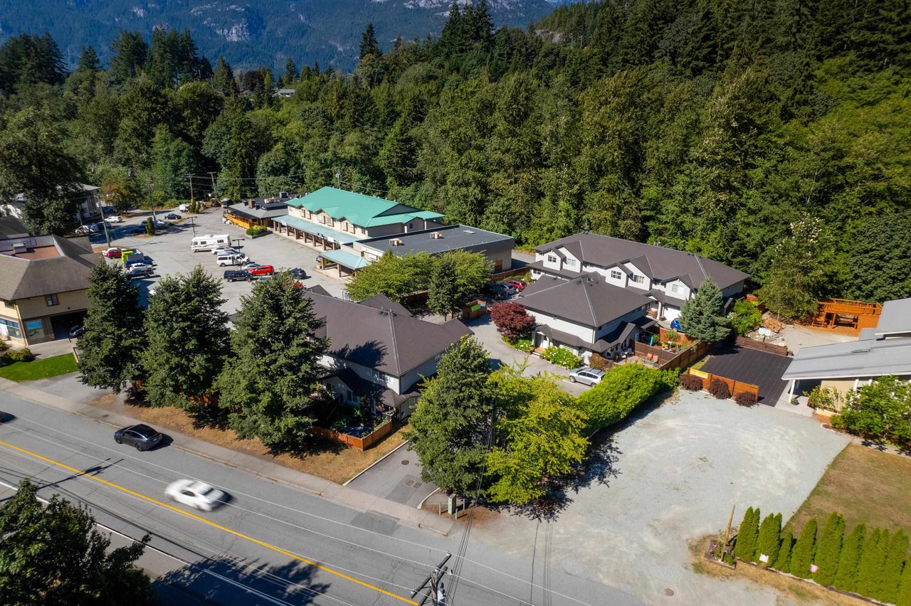 8-38247 Westway Ave