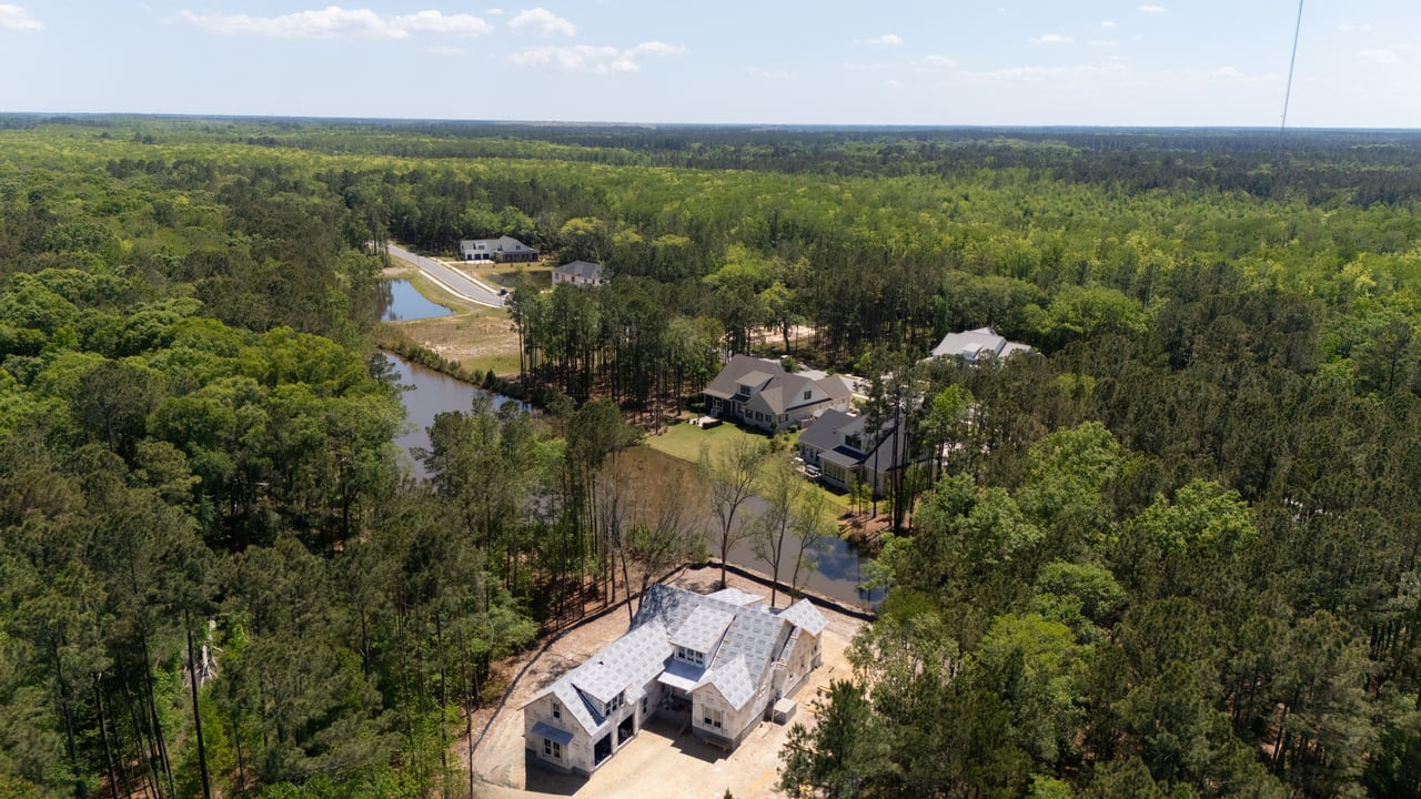 4 Oak Leaf Place
