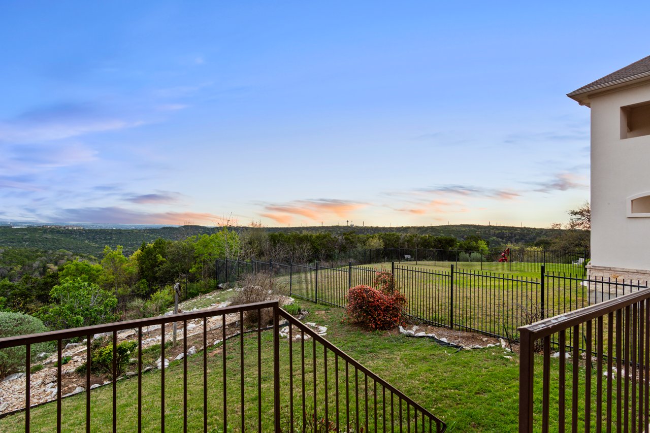 5724 Brittlyns Ct, Austin, TX 78730