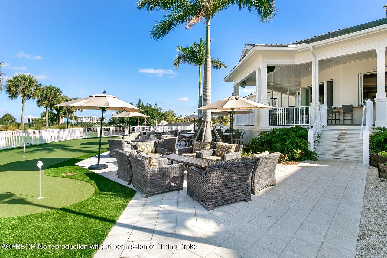 541 Greenway Dr, North Palm Beach, FL 33408