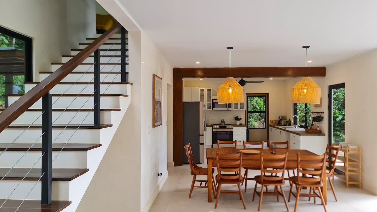 4 Bedroom luxury ocean view home in a Gated Cummunity