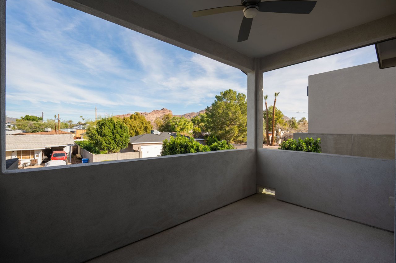 4533 E MONTECITO Avenue