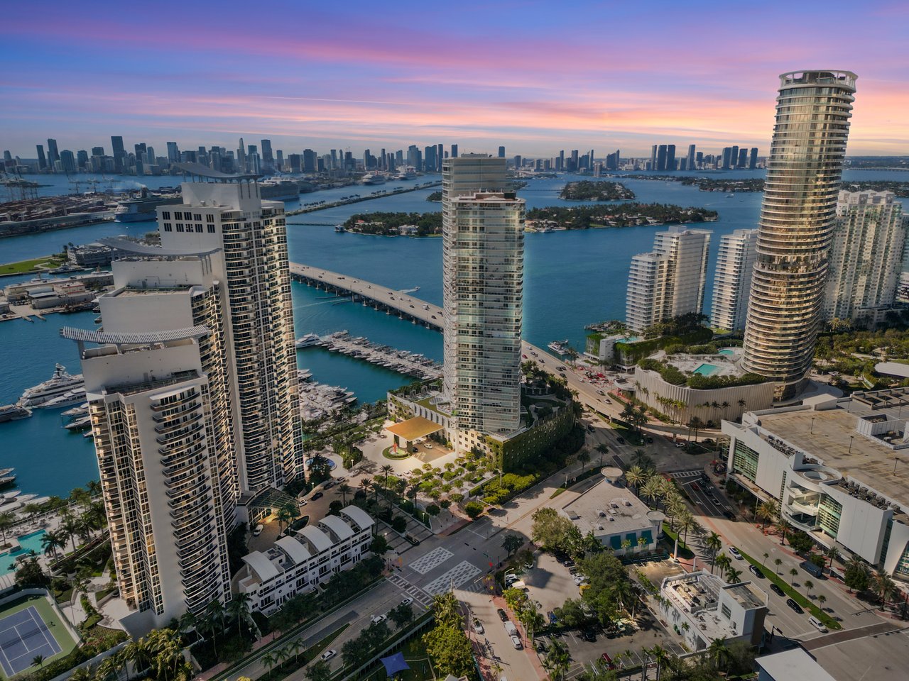 Icon South Beach Unit 906 | South Of Fifth