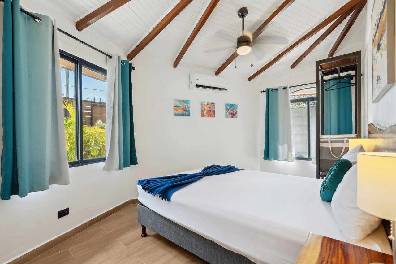 Casa Cozy | The Perfect Blend of Comfort & Convenience, Steps to the Beach!