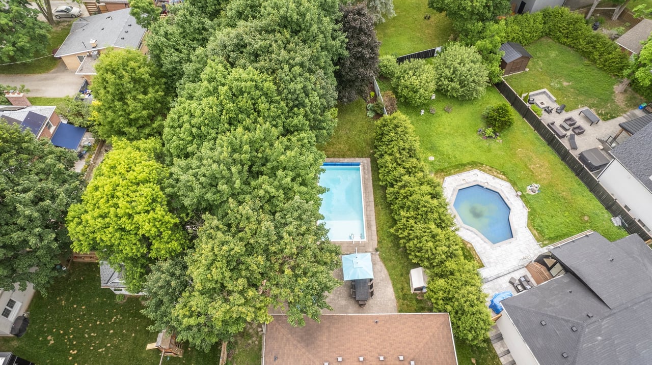 210 Richard Avenue, Newmarket