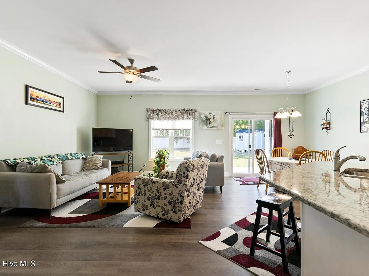 423 S Wild Rice Dr SW