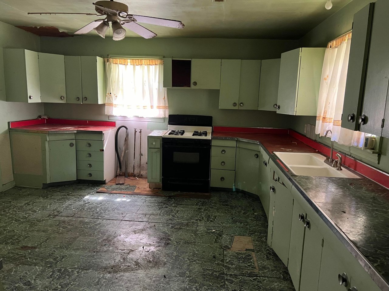 1024 South 12th Street, Gadsden, AL 35901