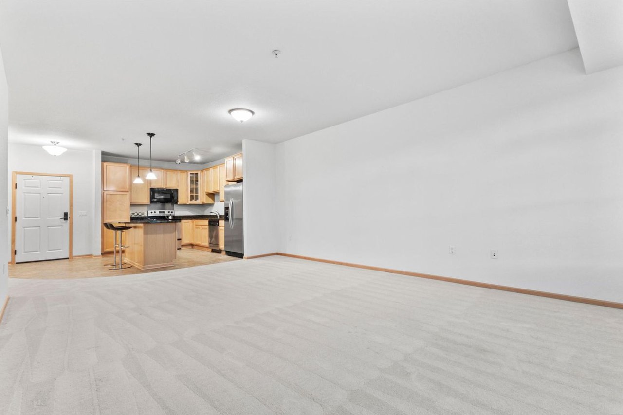 7100 Metro Blvd #116