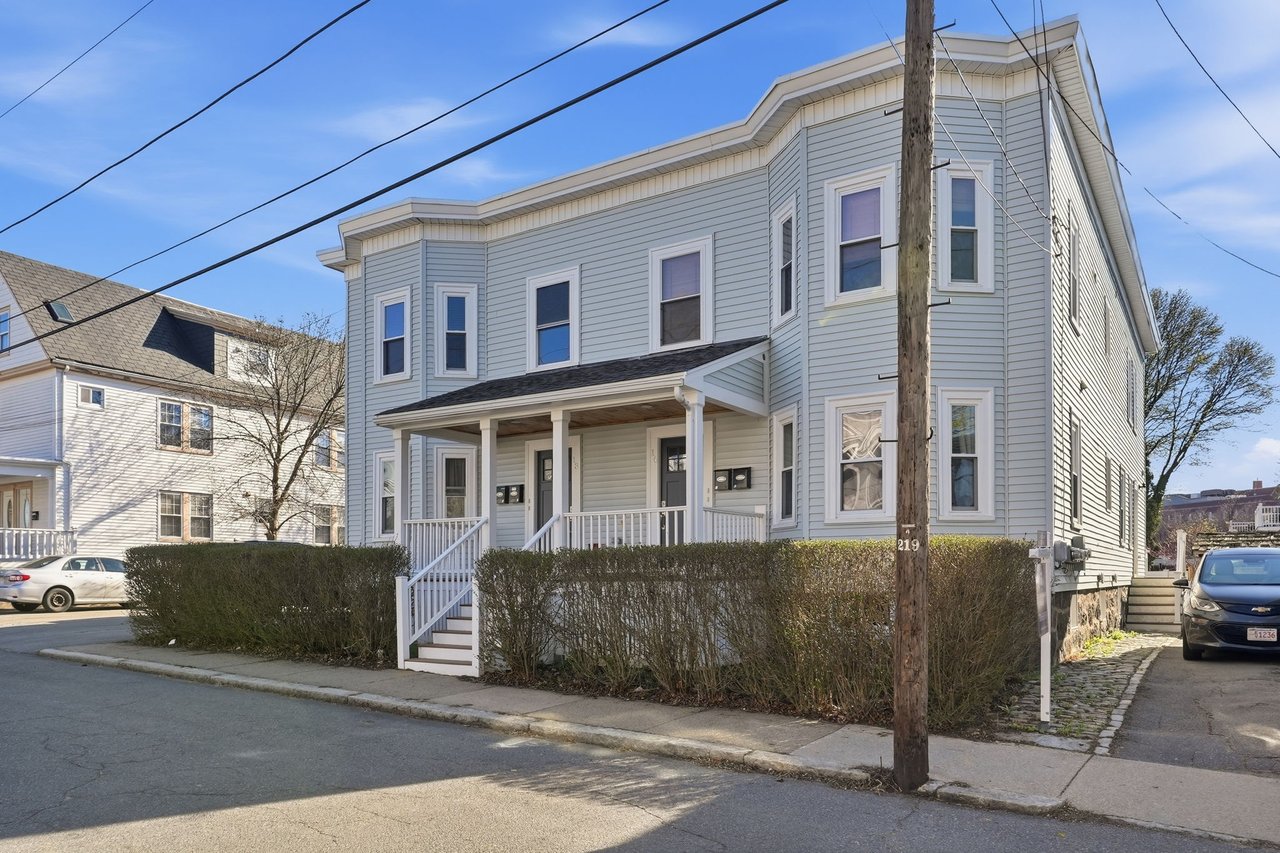 18 Phelps St #1 Salem, MA 