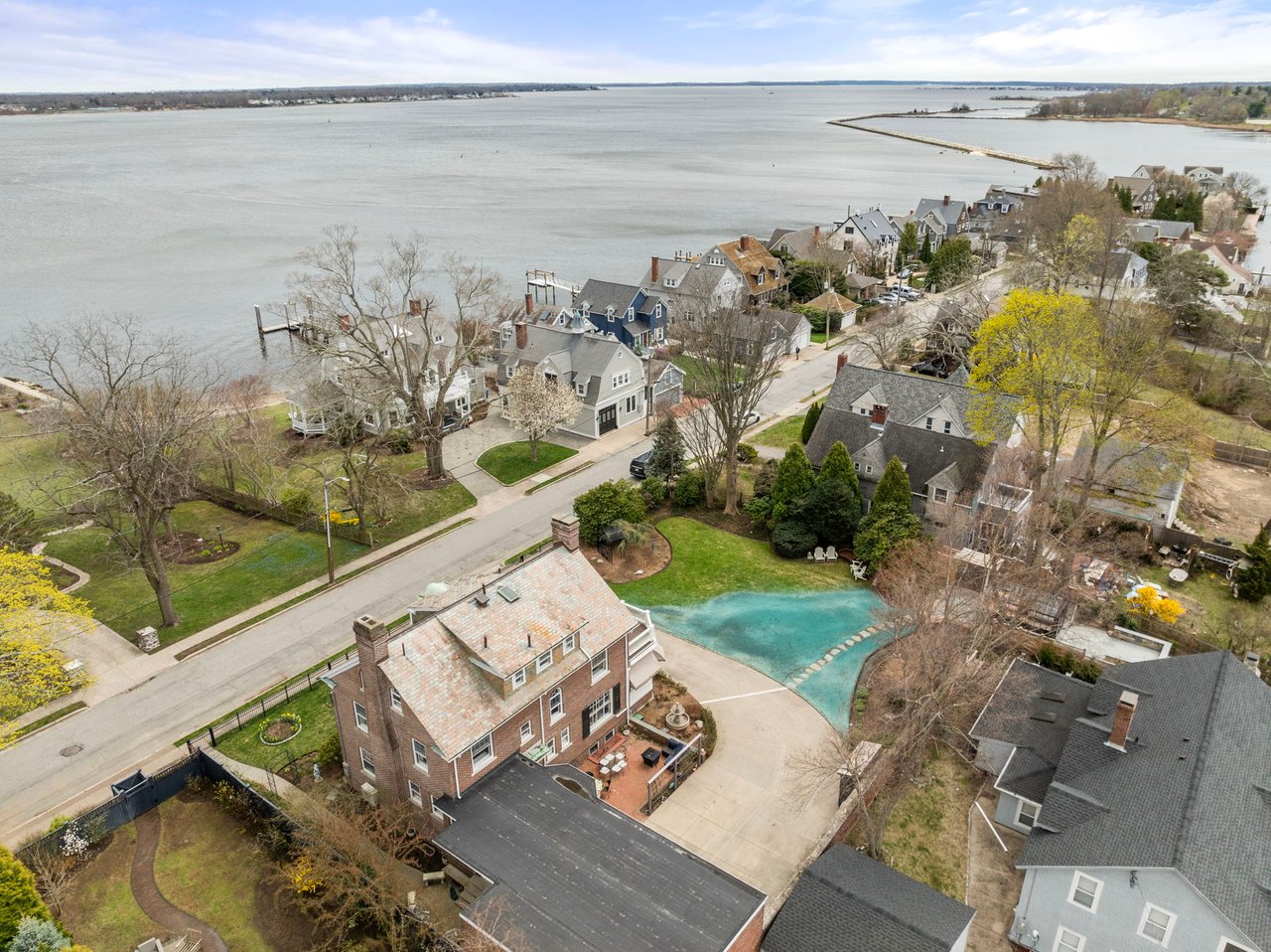 25 Seaview Avenue