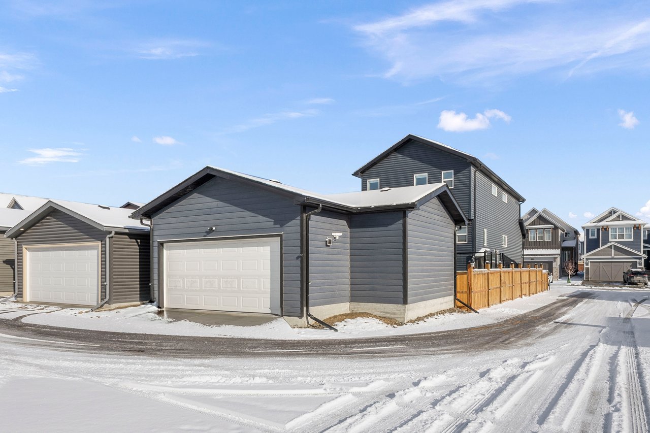 129 Rowmont Heath NW