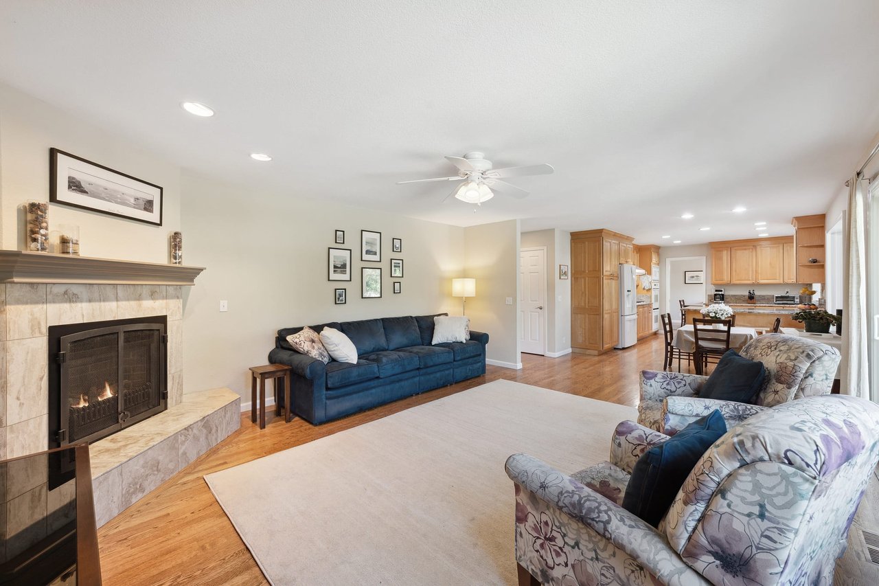 23 Trumbull Court