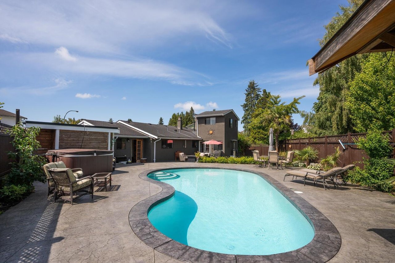 5531 49 Ave