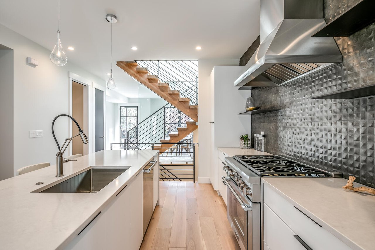 3339 Bryant Street Potter Highlands