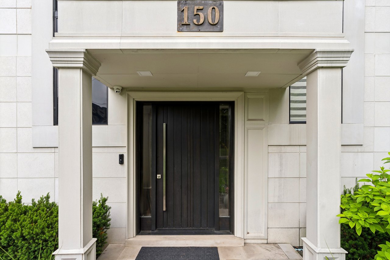150 Sandringham Drive
