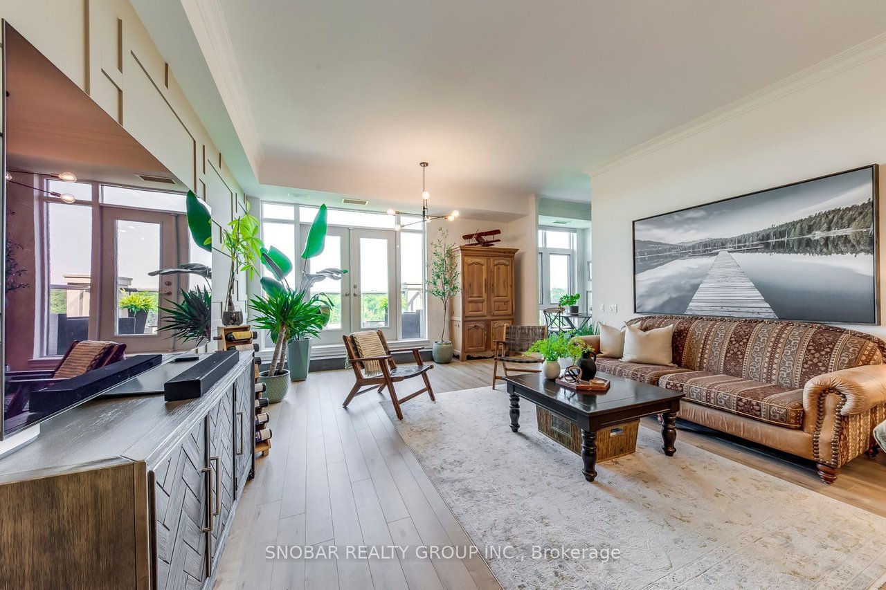 PAISLEY MODEL PENTHOUSE