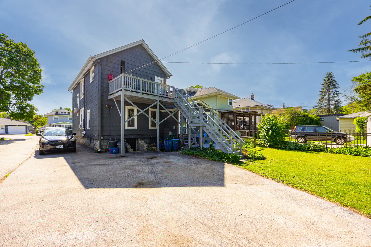4716 Main St, Downers Grove