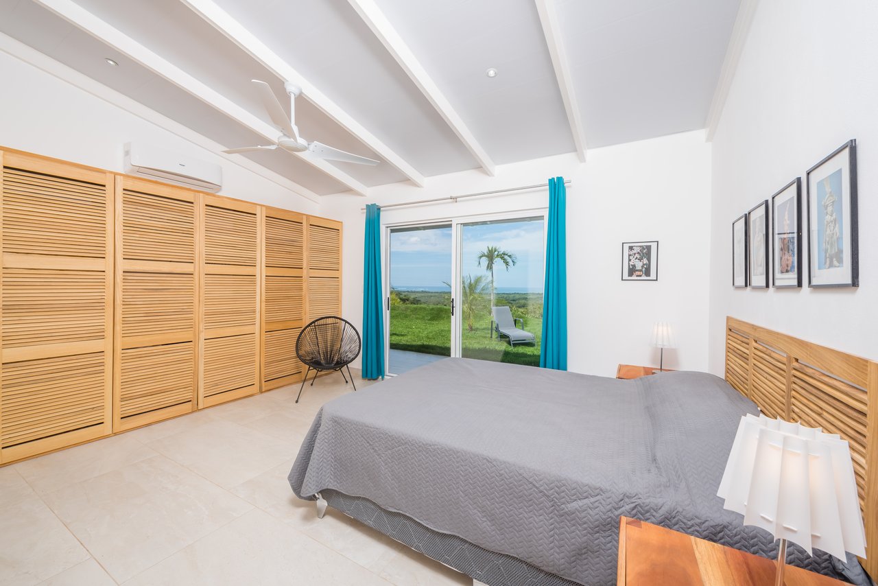 V-Lokamar Corona 1 | Exclusive 5-Bedroom Villa with Panoramic Pacific Ocean Views in Playa Grande