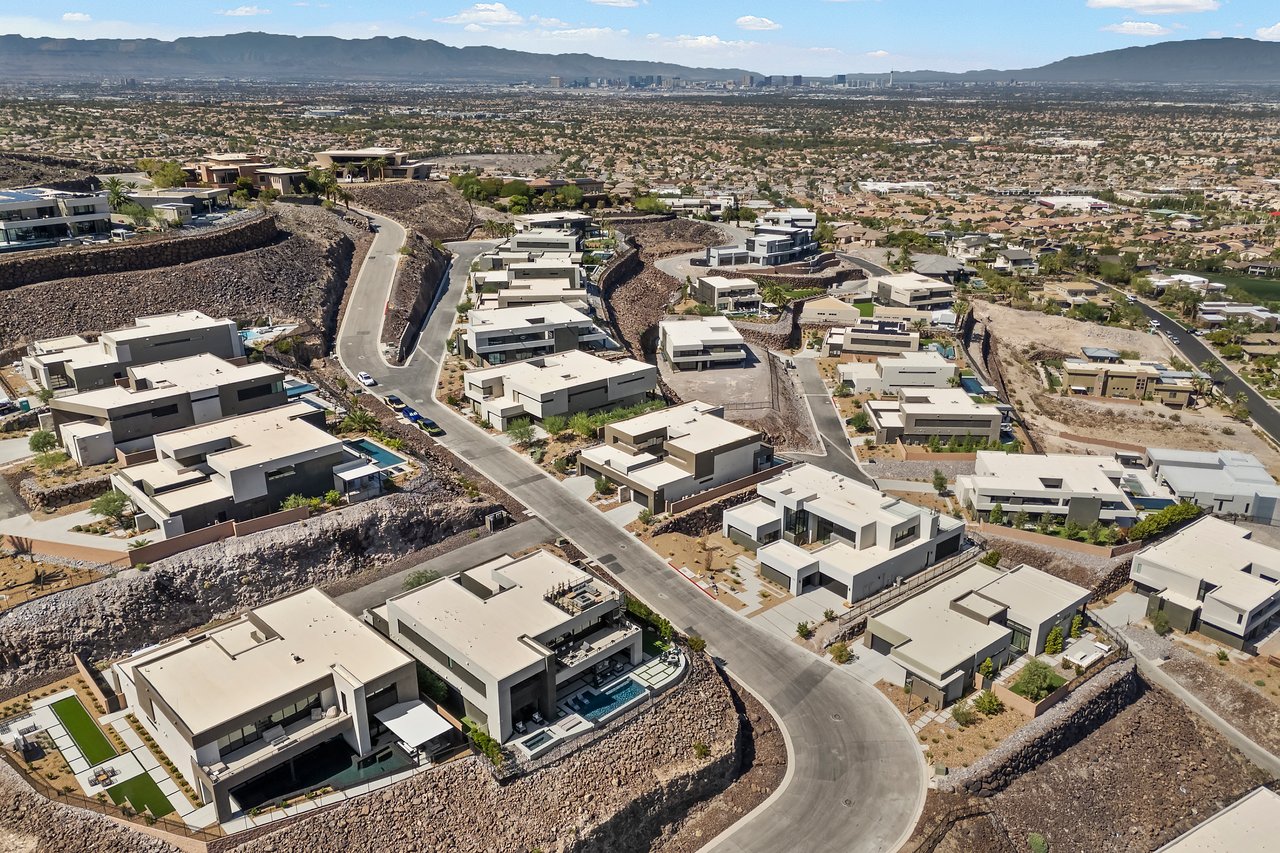 1463 Solitude Ridge Dr