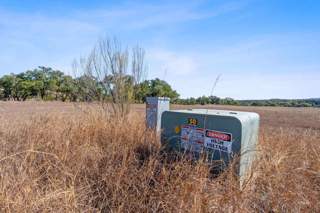 100 Dario Dr. Dripping Springs  Tx 78620