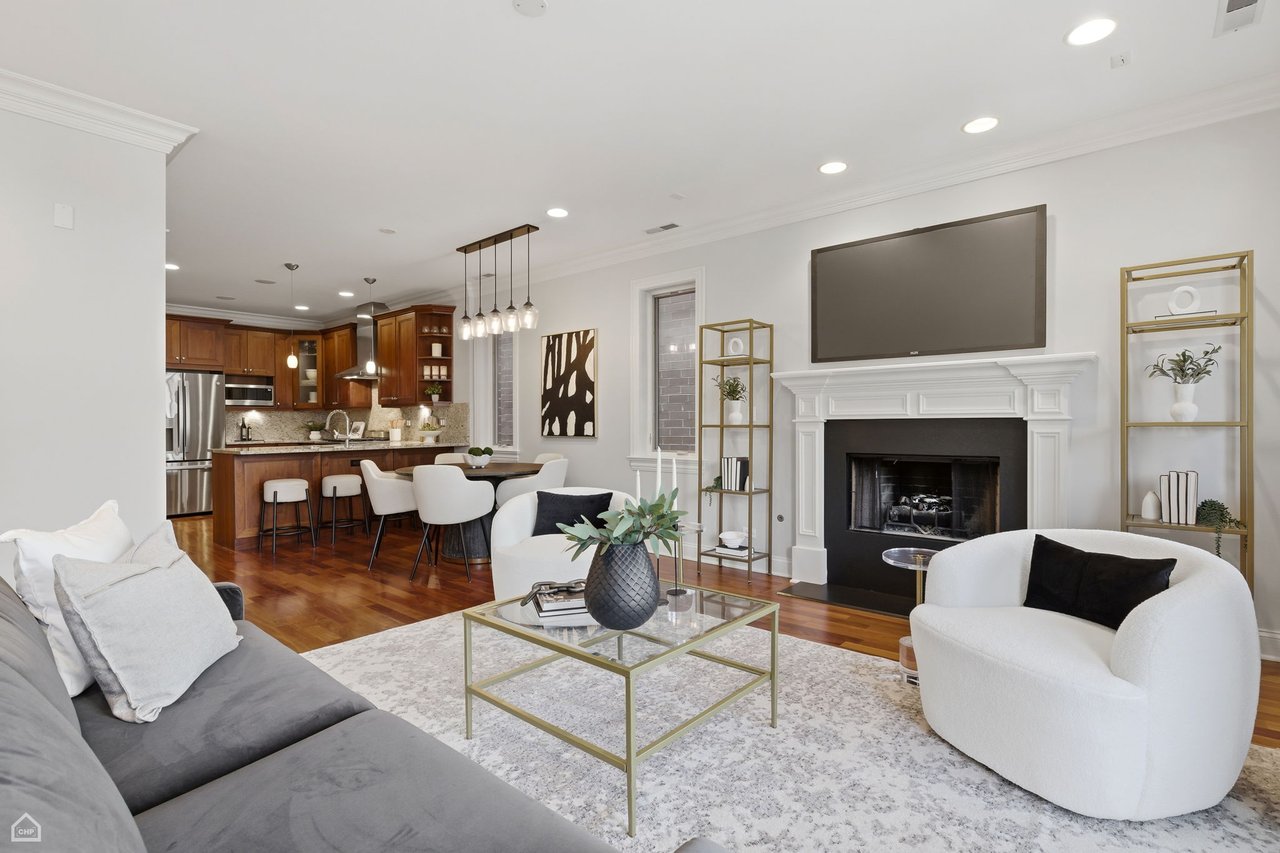 1047 W Monroe Street Unit 3