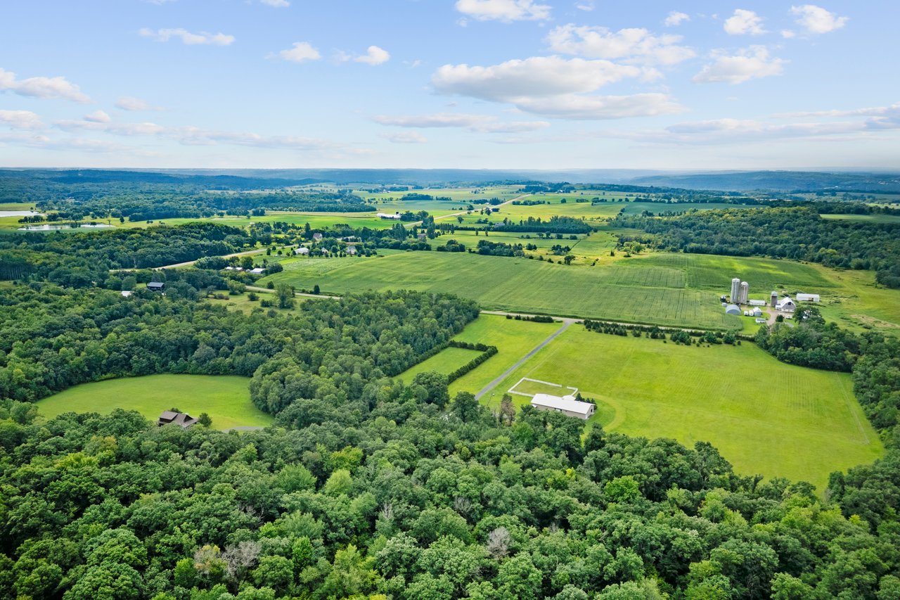 2427 Beede Lake Trail