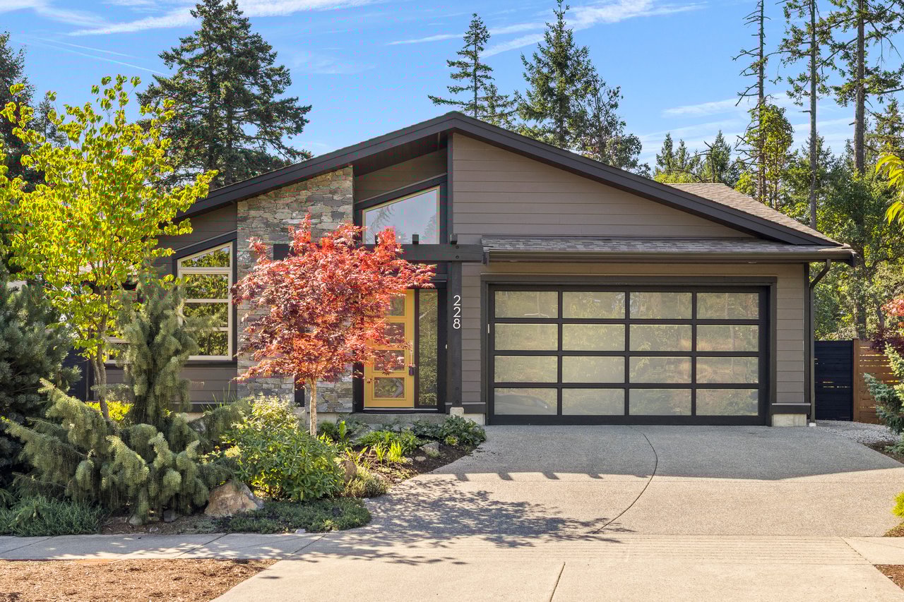 228 Crestline Terrace 