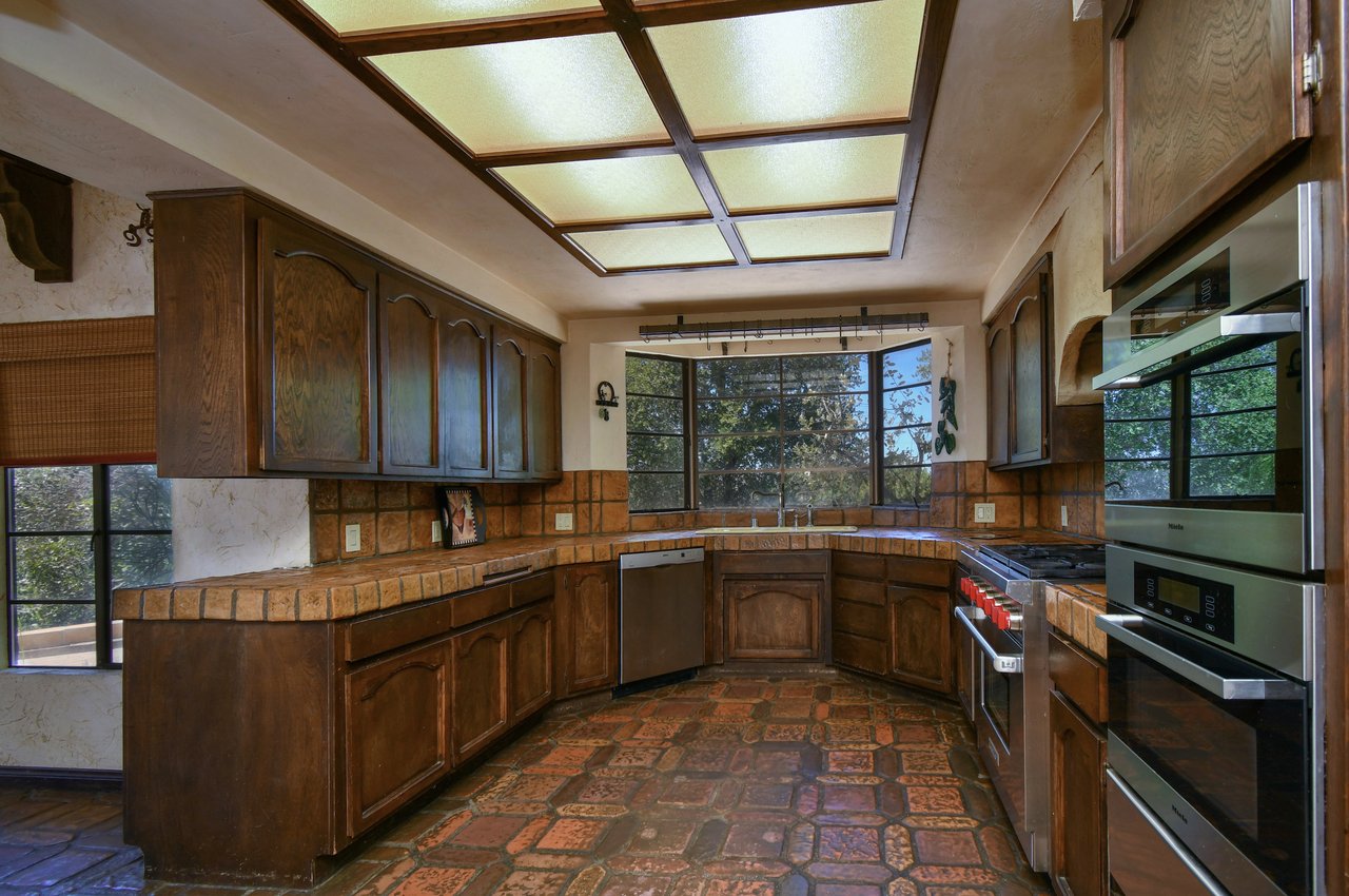 24926 Jim Bridger Road