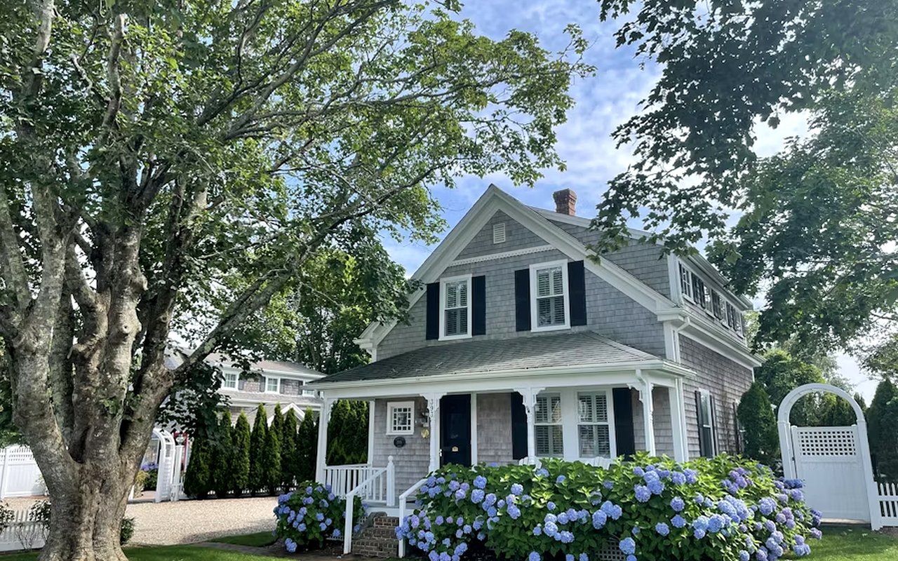 Easy Curb Appeal Updates That Add Instant Value