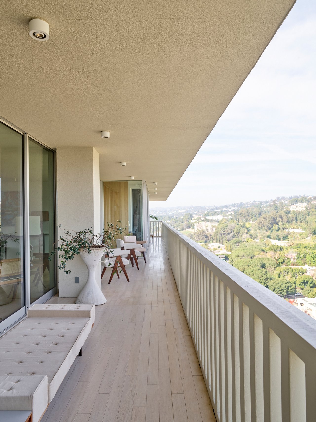 9255 Doheny Rd #2201, Sunset Strip