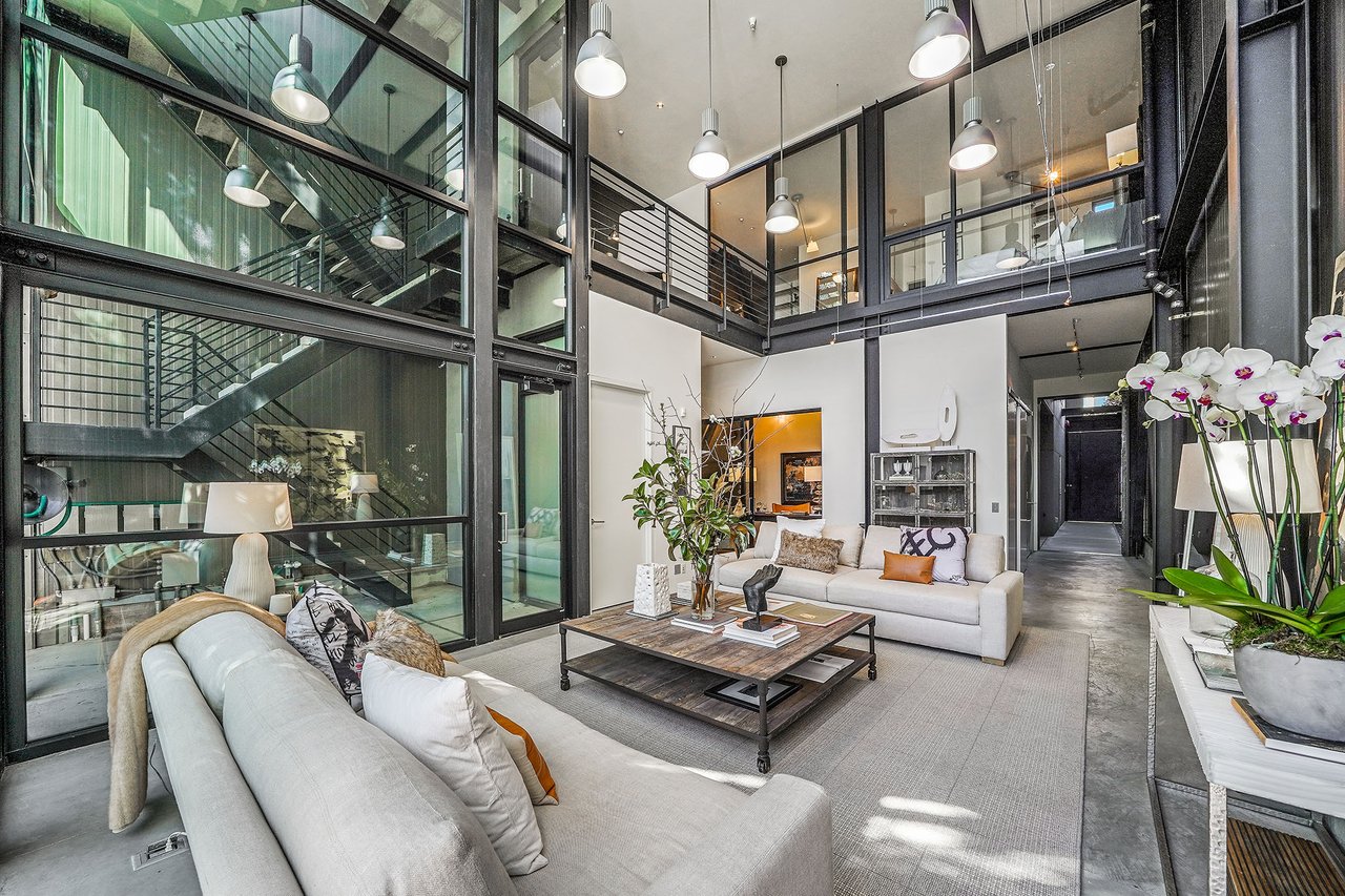 55 Sheridan St