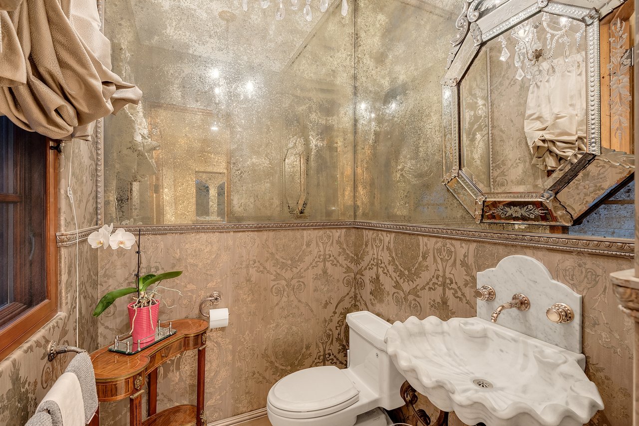 22100 Mount Eden Road