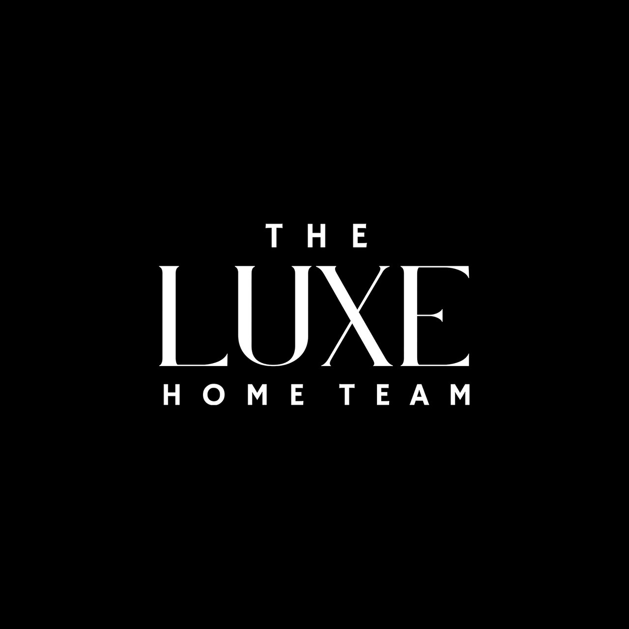 The Luxe Home Team Geneva, IL Real Estate Agent Headshot.