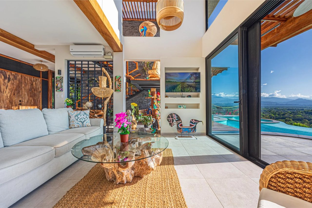 Modern Mountain View Estate, Manuel Antonio, Puntarenas