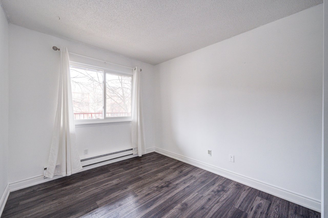 #521 - 1514 Pilgrims Way Unit: 521