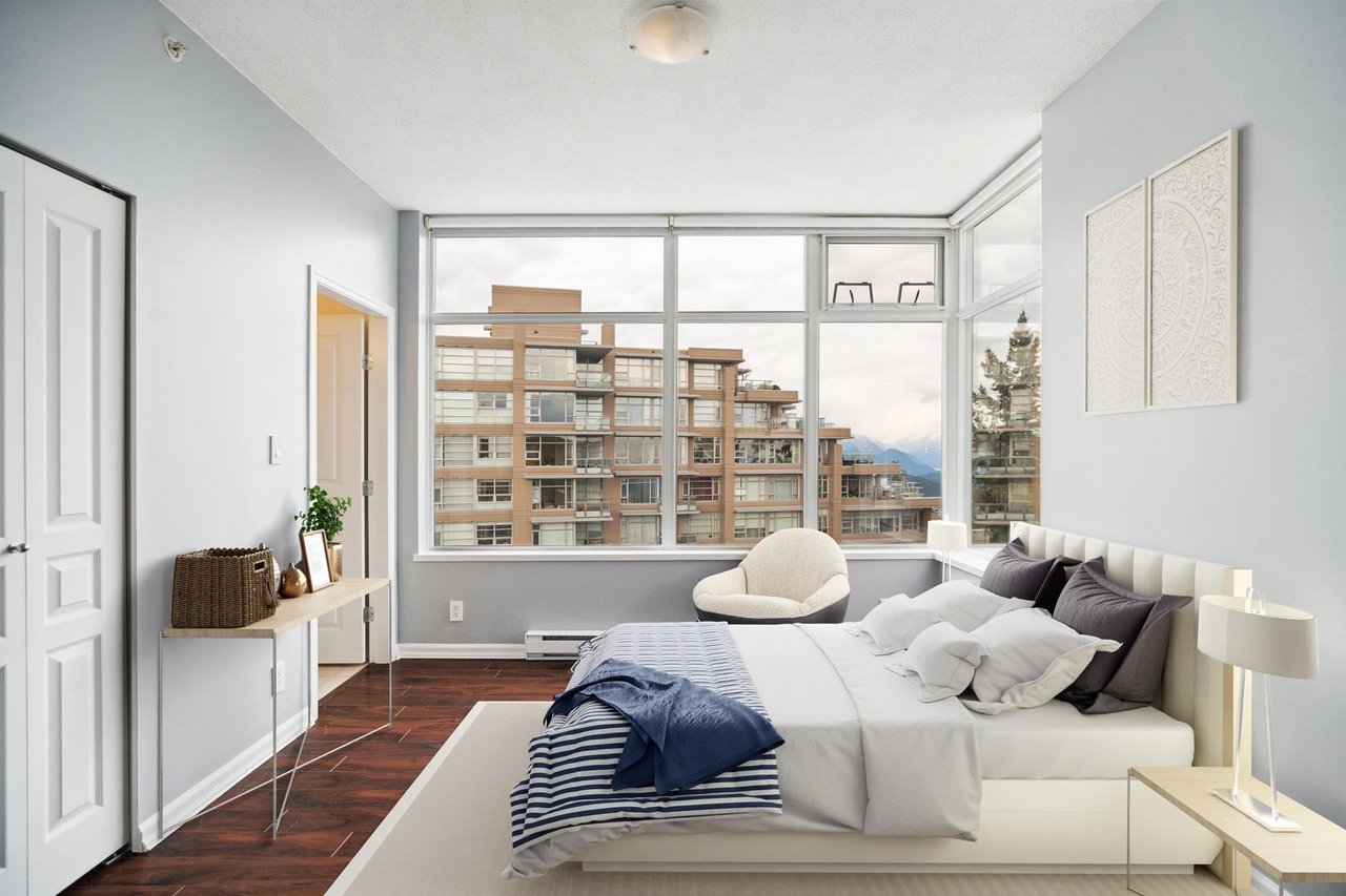 904-9288 University Cres
