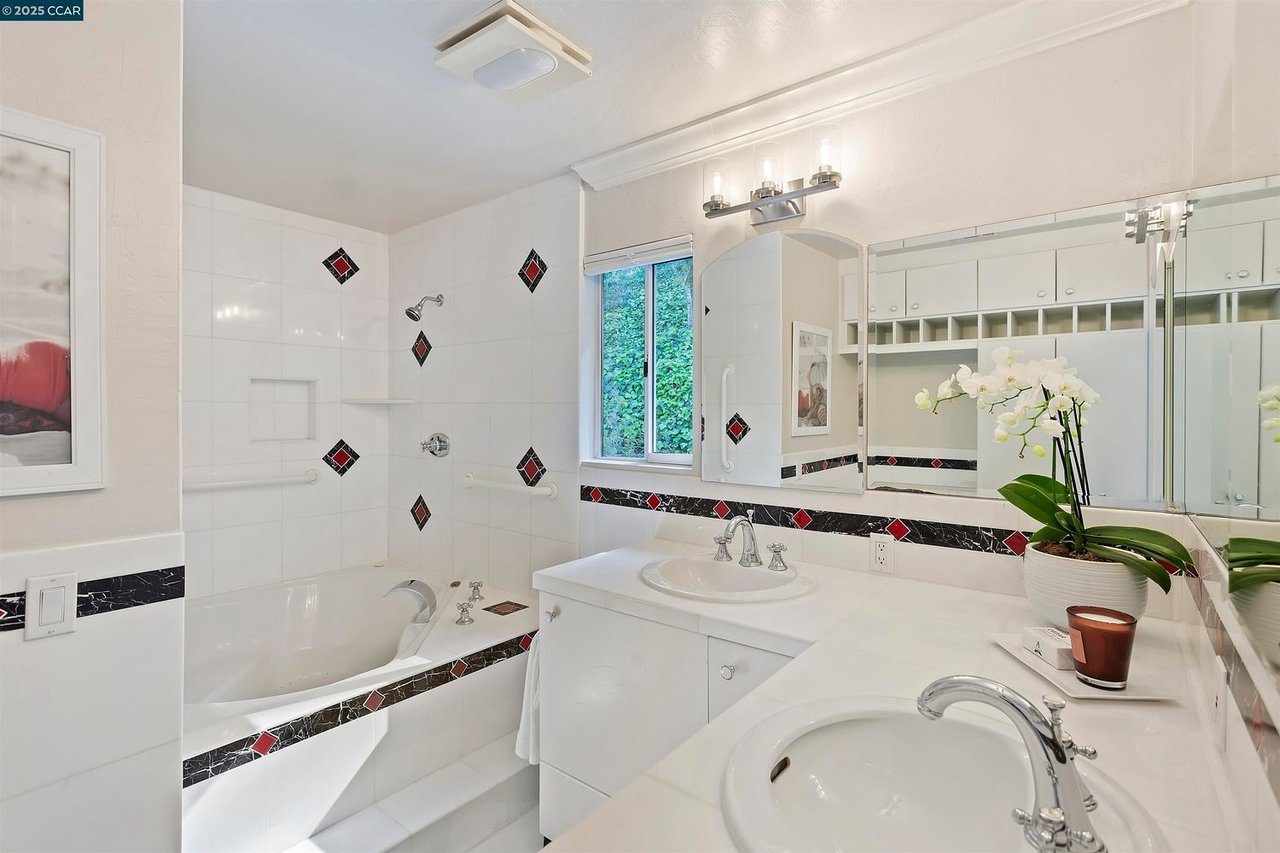 29 Greenwood Ct 