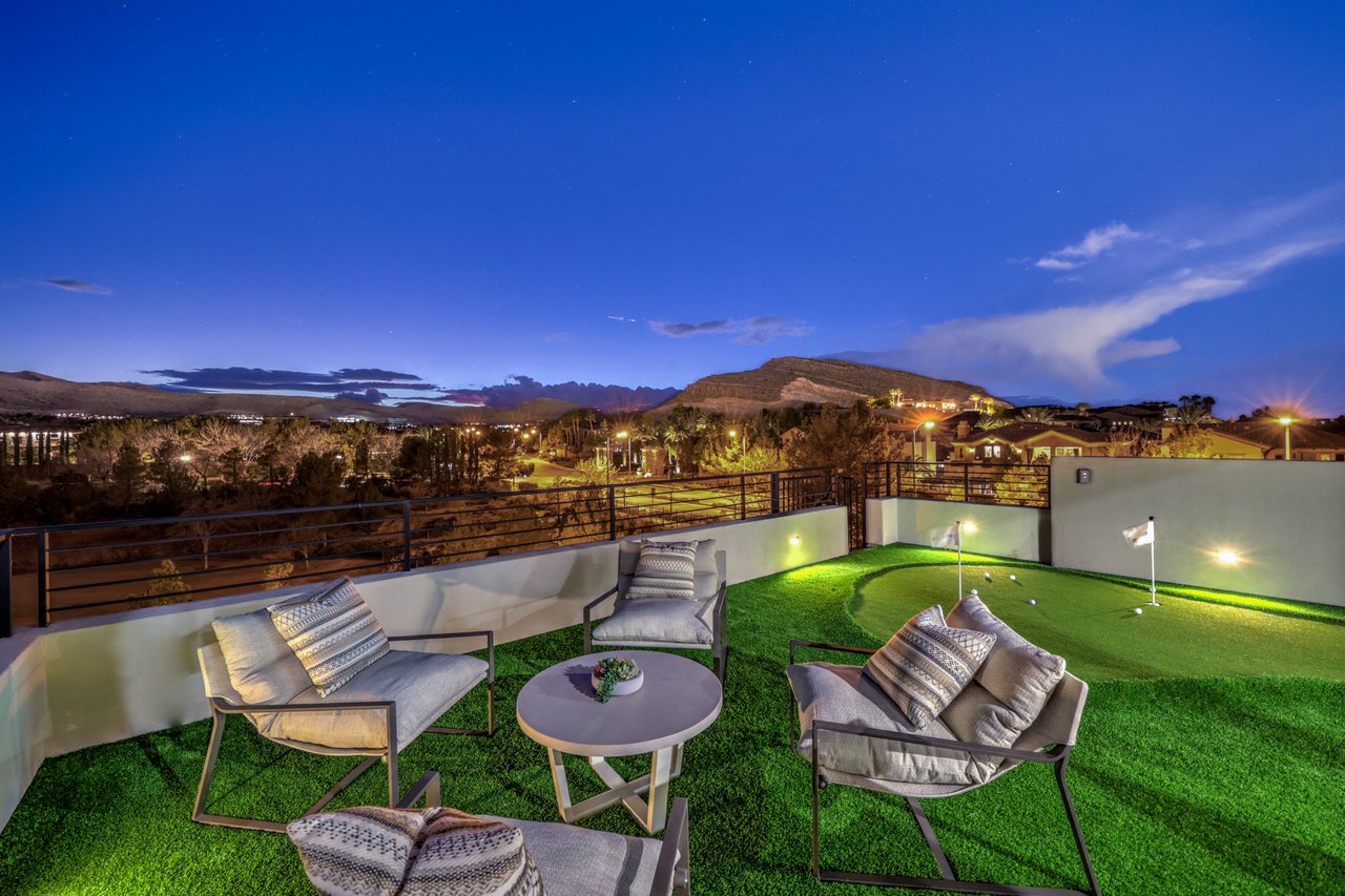 4077 Heron Fairway Dr