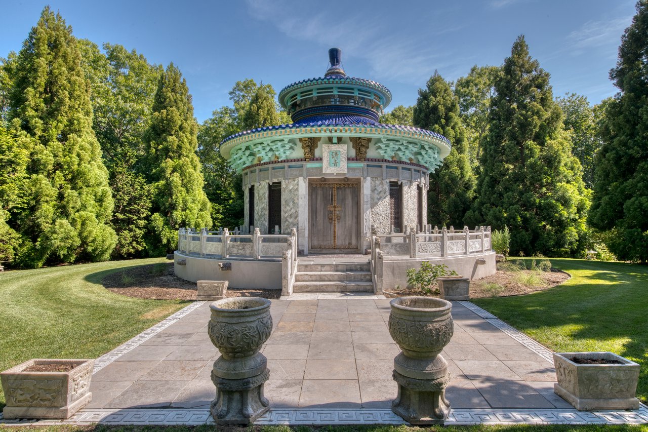An Irreplaceable Garden Estate