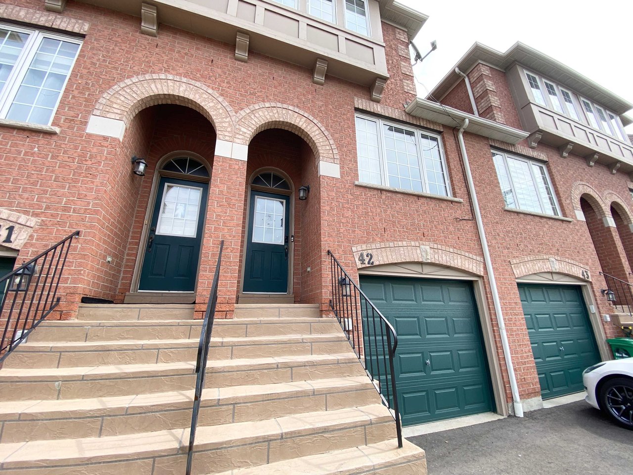 3020 Cedarglen Gate, Unit 42