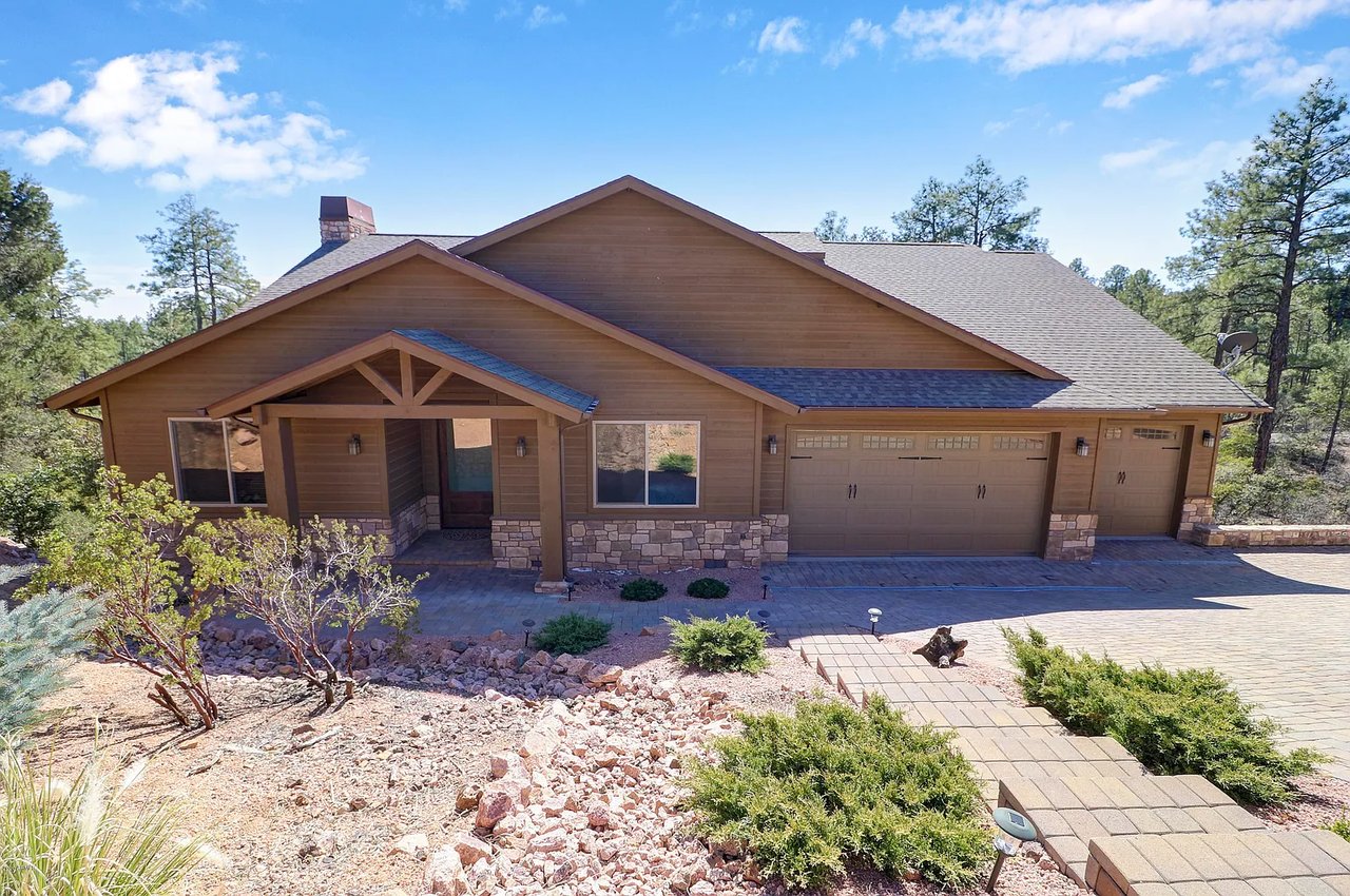 503 N Grapevine Dr