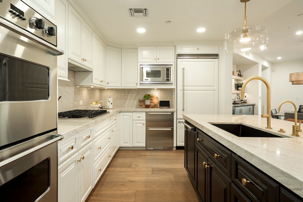 7175 E CAMELBACK Road, 401