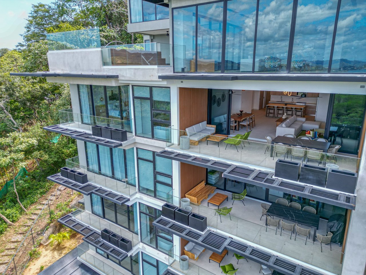 Solaris Sura 4B | Brand-New Ocean-View Luxury Condo in Reserva Conchal
